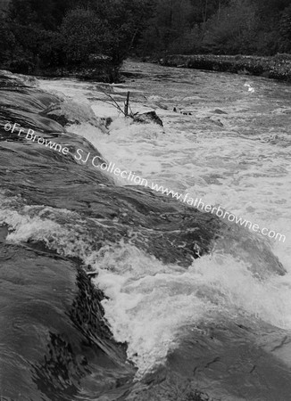 ON BENBURB RIVER